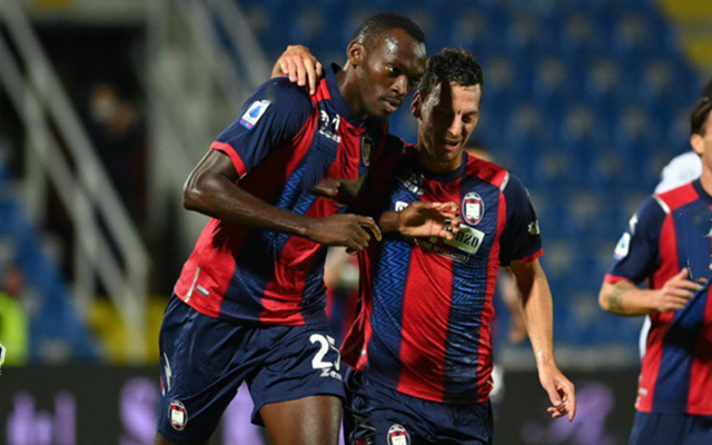 包含克罗托内主场遭遇逆转,遗憾失利的词条 包含克罗托内主场遭遇逆转,遗憾失利的词条