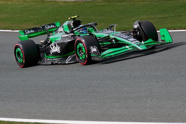 威廉姆斯轻取梅赛德斯,周冠宇统治全场的简单介绍 威廉姆斯轻取梅赛德斯,周冠宇统治全场的简单介绍