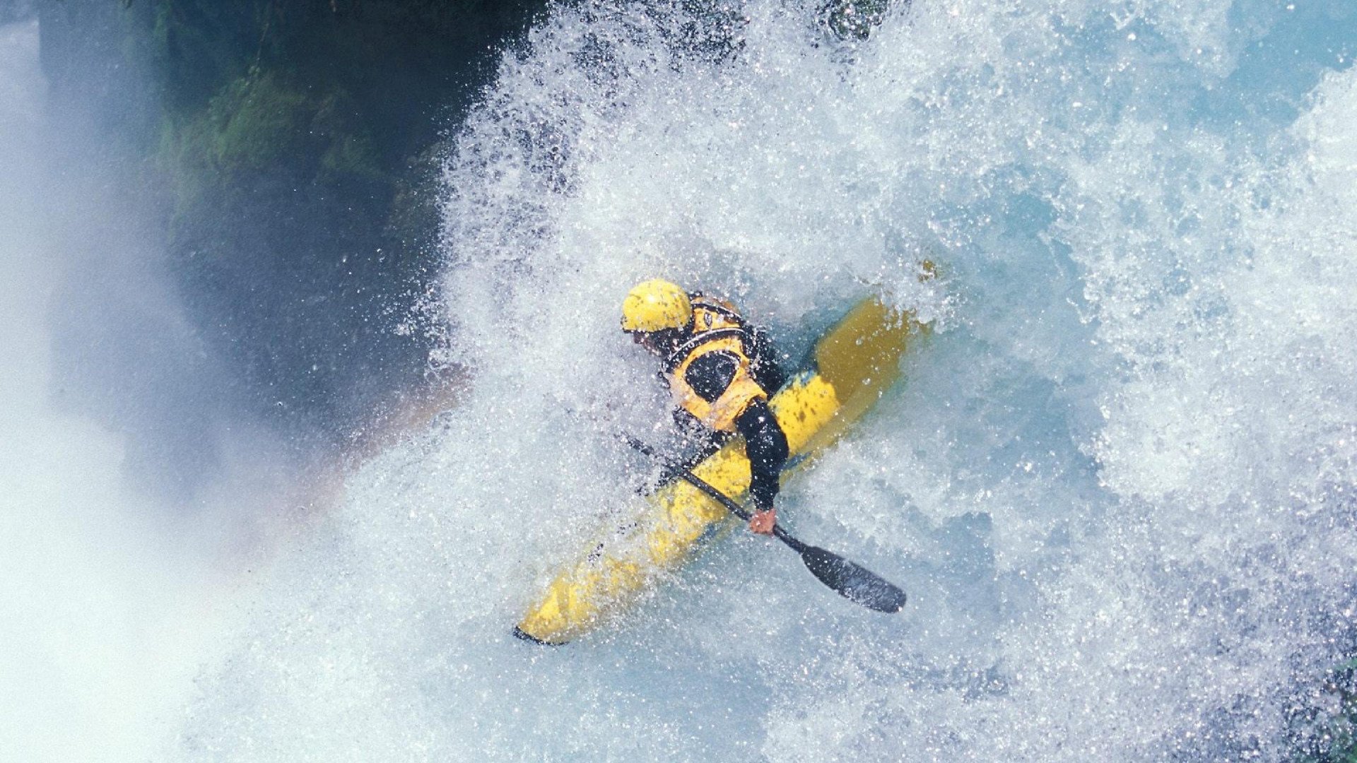 AYX体育赛事-梁靖崑独揽三分，波兰男团绝境翻盘险胜奥地利